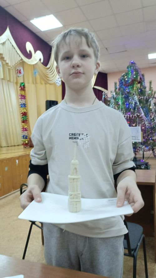 Мастер-класс по лепке макета храма прошёл в Кильдеевском СДК