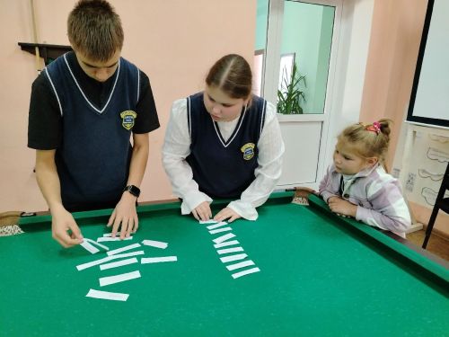 Кильдеевские дети поиграли в осенние игры и конкурсы