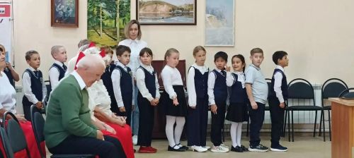 В Введенской Слободе прошел концерт для людей серебряного возраста