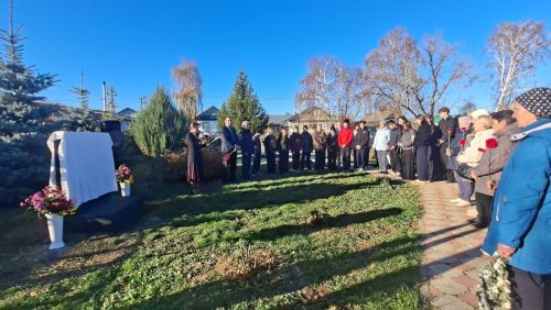 В селе Татарское Бурнашево появился памятник труженикам тыла