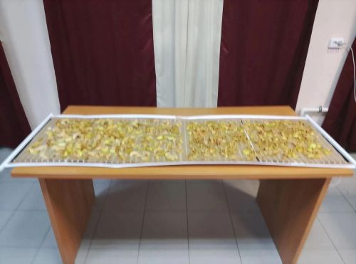 Вахит авылы халкы үзебезнекеләрне ташламый