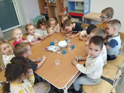 «Каенкай»да кечкенә тикшеренүчеләр яңгыр һәм су әйләнеше серләрен ачтылар