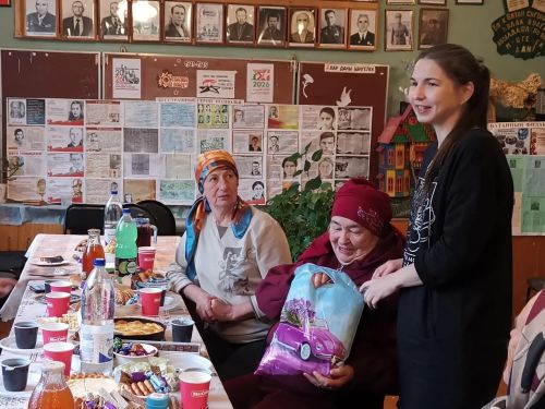 Кызыл Байракта Өлкәннәр көнен чәй өстәле артында билгеләп үттеләр