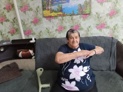 «Зарядка для долголетия» помогает пенсионерам района