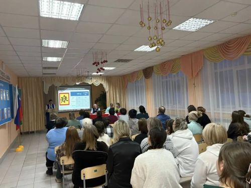 Родительское собрание в Макулове посвятили безопасности детей на дорогах