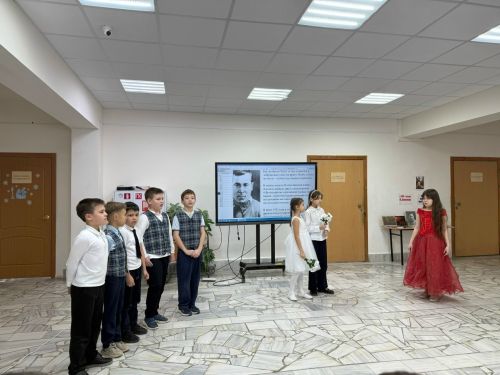 Школьники Набережных Моркваш почтили память поэта-героя Мусы Джалиля