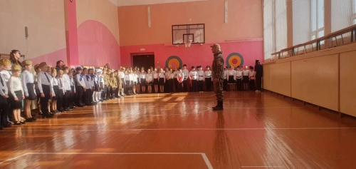 Районда балалар патриотик бәйгедә катнашты