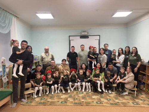 «Салават күпере» балалар бакчасында әтиләрне котладылар