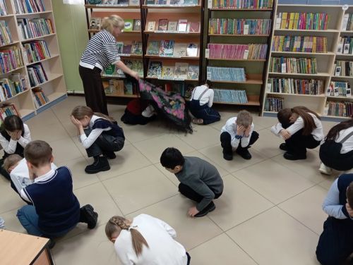 Фольклорная радуга: детям рассказали о традициях народов России