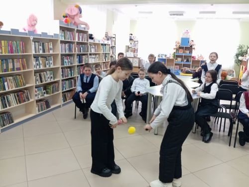 Фольклорная радуга: детям рассказали о традициях народов России