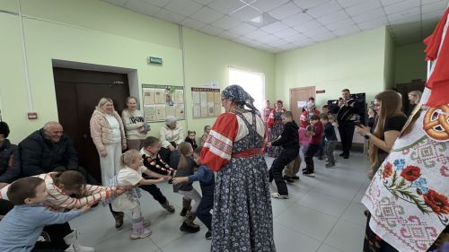 Широкая Масленица в Майдане объединила село хороводом и блинами