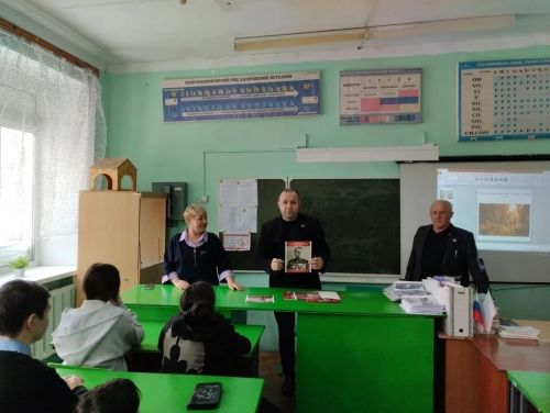 Депутаты провели парламентский урок в Печищинской школе