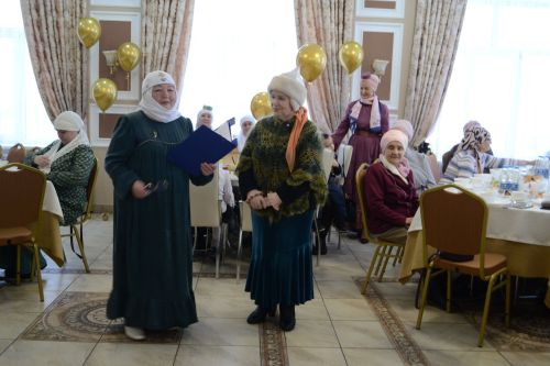 «Их сердца излучают свет»: в Верхнем Услоне прошел благотворительный ифтар