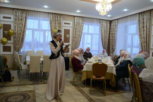«Их сердца излучают свет»: в Верхнем Услоне прошел благотворительный ифтар