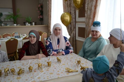 «Их сердца излучают свет»: в Верхнем Услоне прошел благотворительный ифтар