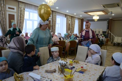 «Их сердца излучают свет»: в Верхнем Услоне прошел благотворительный ифтар