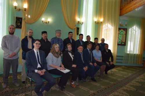 В Верхнем Услоне прошла встреча имамов с органами власти