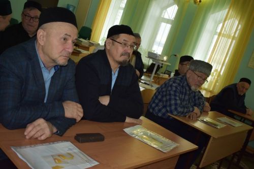 В Верхнем Услоне прошла встреча имамов с органами власти