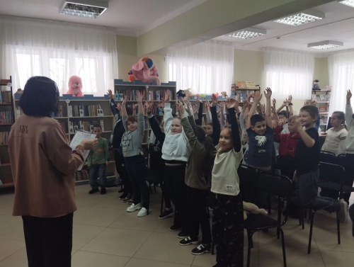 Балалар китапханәсендә Александр Роу иҗатына багышлан квиз-уен узды