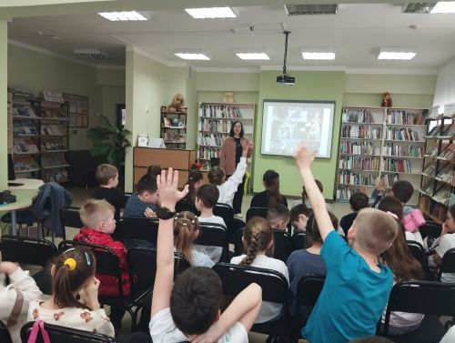 В детской библиотеке Верхнего Услона отметили 120-летие Александра Роу