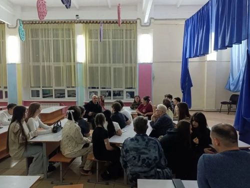 В Верхнем Услоне прошел душевный вечер знакомства участников «Вахты памяти»