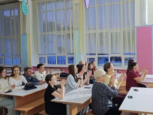 В Верхнем Услоне прошел душевный вечер знакомства участников «Вахты памяти»