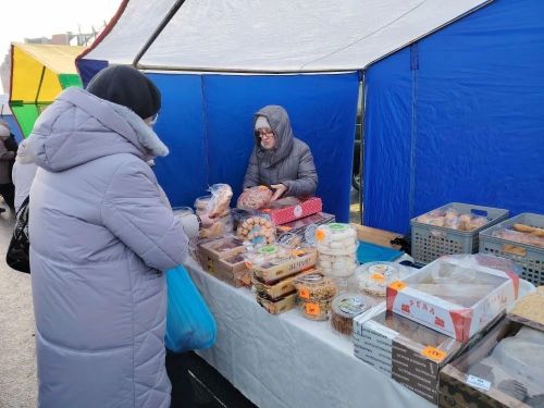 Верхнеуслонские производители привезли продукцию на весеннюю ярмарку в Казань