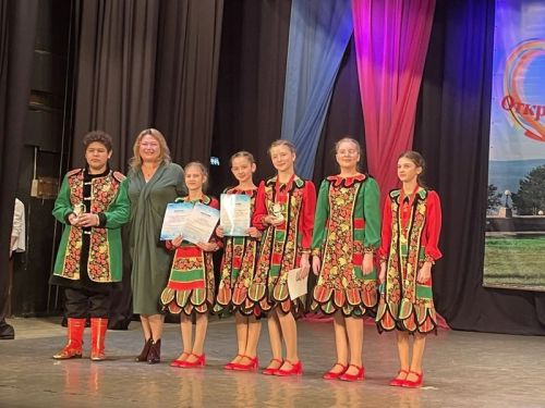 Юные вокалисты из Верхнего Услона покорили Международный конкурс в Тольятти