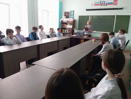 Школьники Верхнего Услона «читали» Тушнову по-новому
