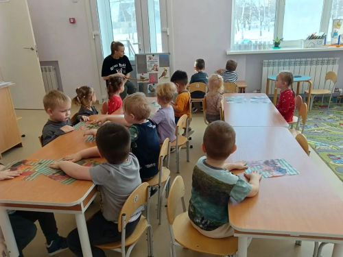 «Каенкай» балалар бакчасында чыпчыклар тормышы белән таныштылар