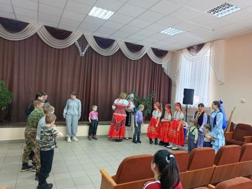 В Макулове встретили весну сразу двумя народными праздниками