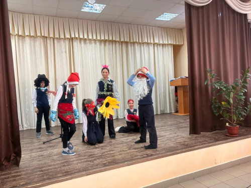 Макылда Бөтендөнья театр көнендә балалар талантларын күрсәттеләр