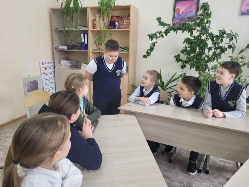 Гимназиядә экологик дәрестә табигатьне сакларга өйрәнделәр