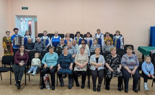 В Кильдееве объединили 23 февраля и 8 марта в праздничном концерте «23 + 8»