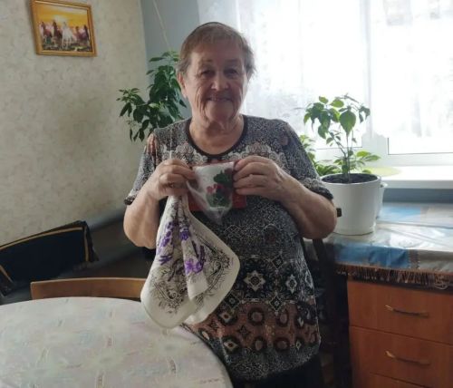 Волонтеры «Движения Первых» поздравили пожилых женщин с 8 Марта в Верхнем Услоне