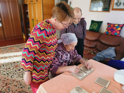 Кызыл Байракта сугыш чоры балаларын өйләрендә котладылар