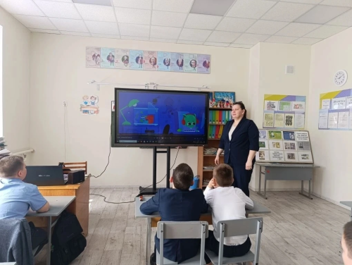 Балаларга цифрлы куркынычсызлык буенча «зарарлы киңәшләр» бирделәр