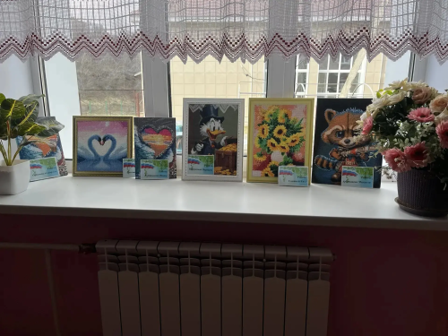 Мәктәптә алмаз мозаикасы техникасы күргәзмәсе узды