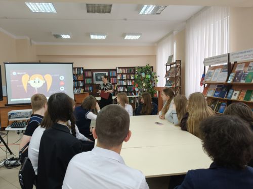 В Верхнеуслонской гимназии прошёл урок цифровой грамотности о кибербуллинге
