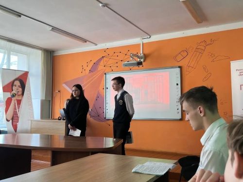 В Верхнеуслонской школе прошёл круглый стол «Мы против экстремизма»