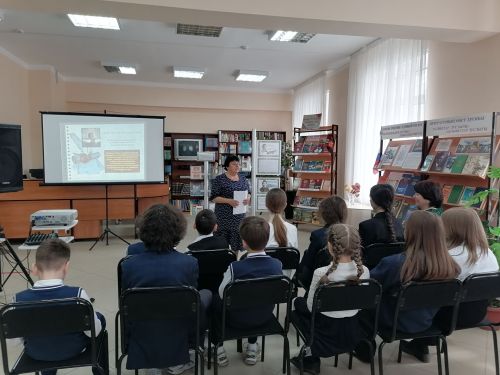 В ритме слова: в Верхнеуслонской библиотеке читали стихи Тукая