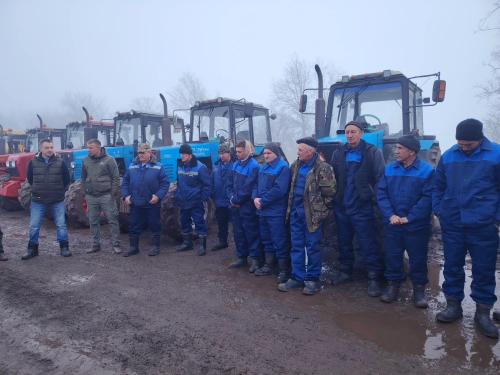 Авыл хуҗалыгы оешмалары язгы кыр эшләренә әзер