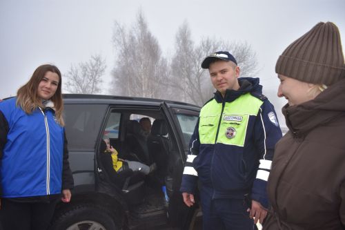 В Верхнем Услоне провели рейды и акции по безопасности детей в автомобилях