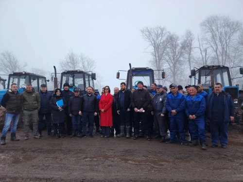 Авыл хуҗалыгы оешмалары язгы кыр эшләренә әзер