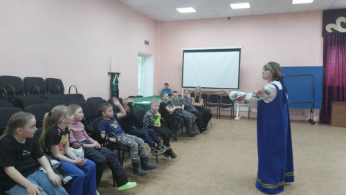 В Кильдееве прошла литературная горница «Волшебный мир сказок» для школьников