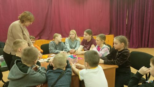 В Кильдеево дети сделали куклу-оберег «На счастье» своими руками
