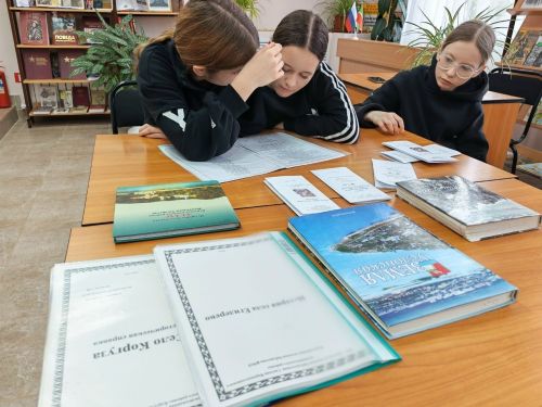 В Коргузе школьникам рассказали о женщинах-труженицах, прославивших родное село