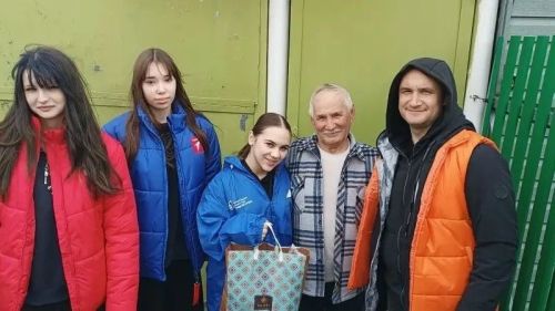Волонтёры из Верхнего Услона навестили ликвидаторов Чернобыльской аварии
