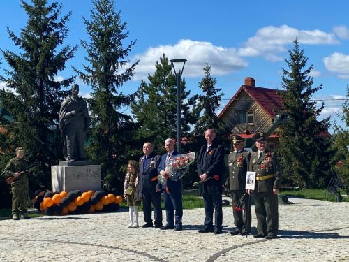 В Парке Героев Введенской Слободы почтили память павших
