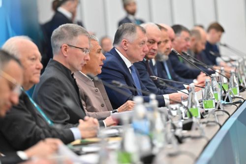 Комаров: более 80% жителей ПФО положительно оценивают межнациональные отношения
